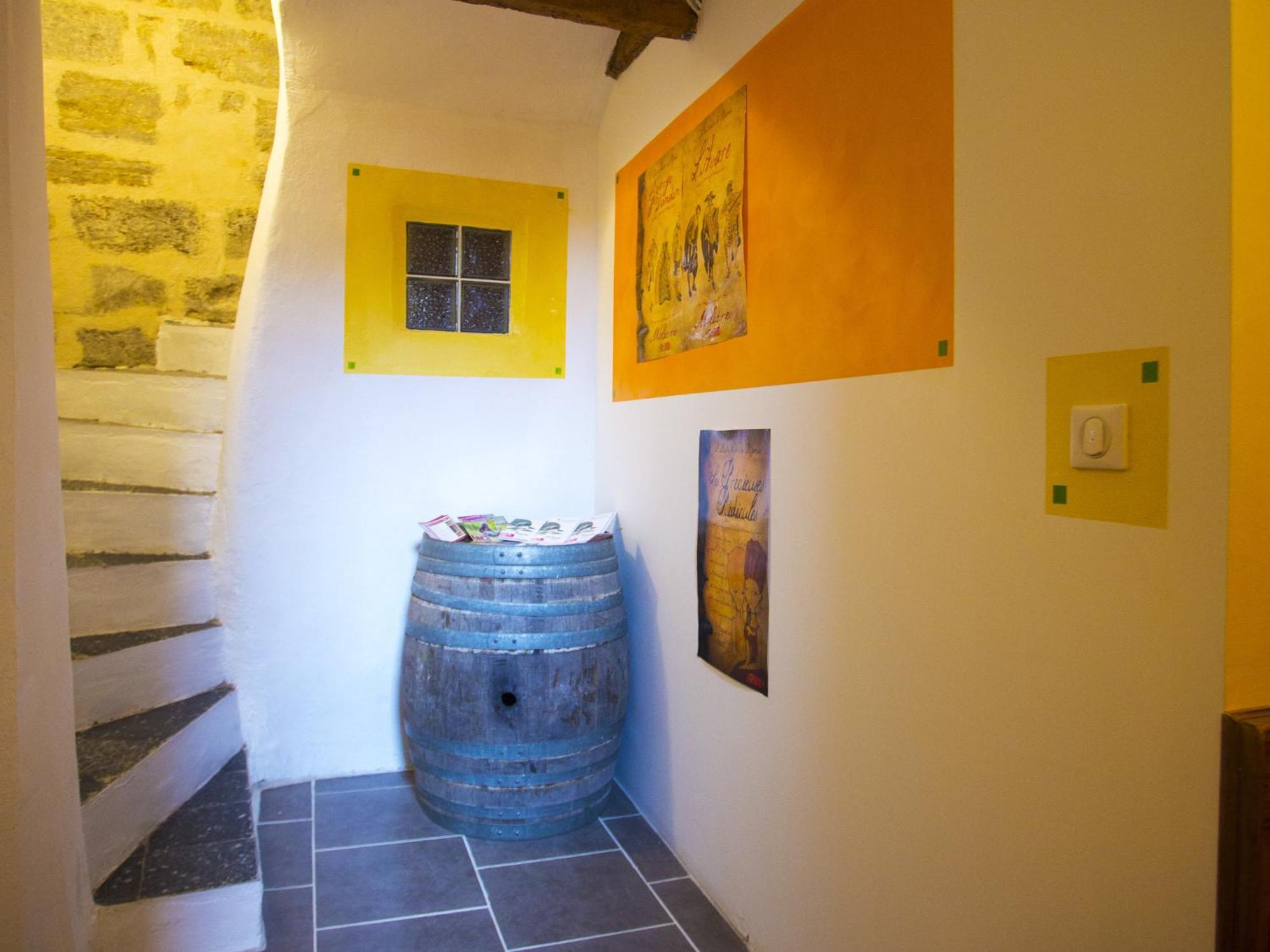 La Comedie De - * Pézenas